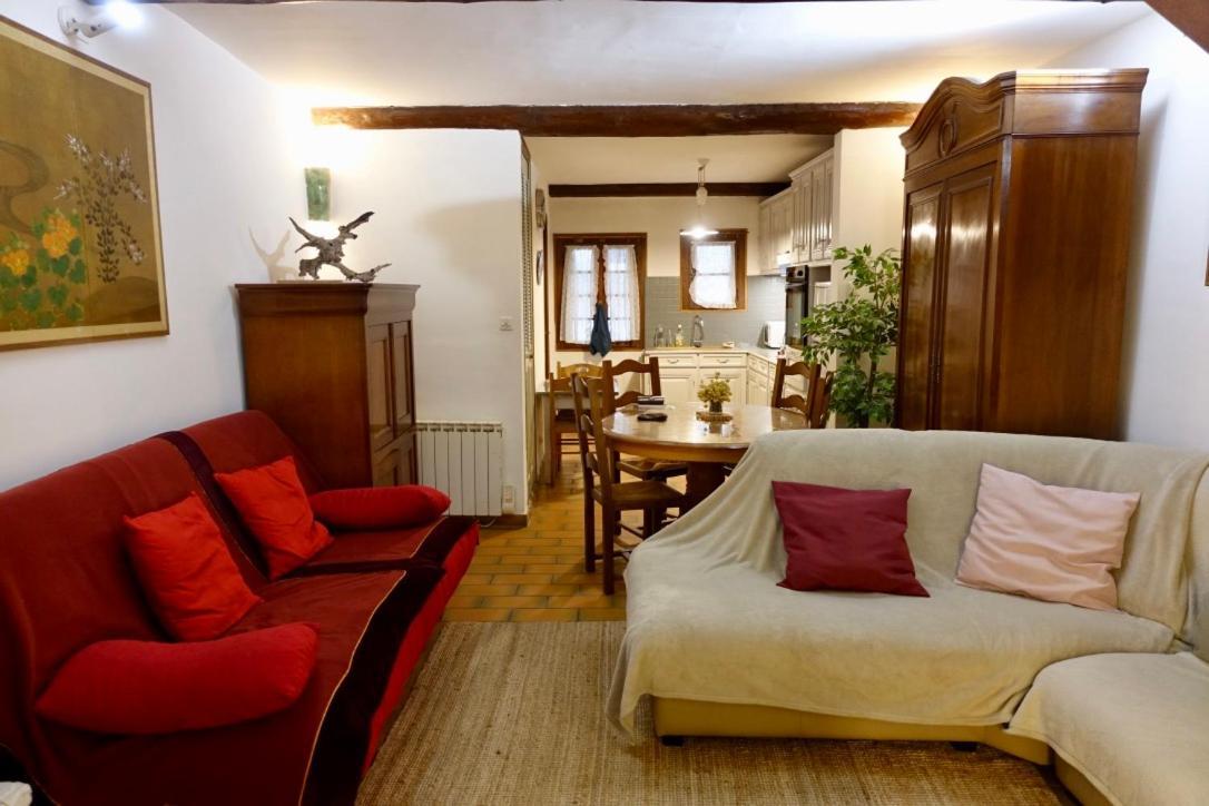 Charmante Maison A Saint Guilhem Le Desert Exterior photo